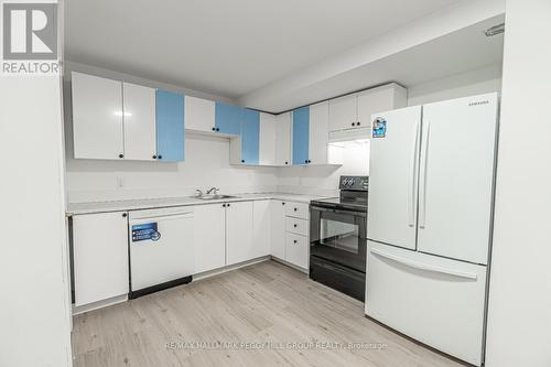 Lower - 1 Kenwell Court, Wasaga Beach, ON - Indoor Photo Showing Kitchen