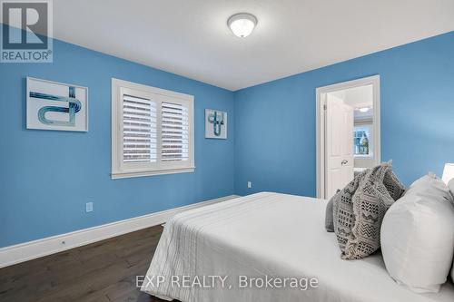 30 Bamburg Street, Georgina, ON - Indoor Photo Showing Bedroom