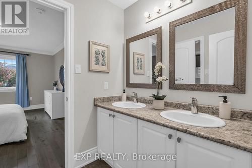 30 Bamburg Street, Georgina, ON - Indoor Photo Showing Bathroom