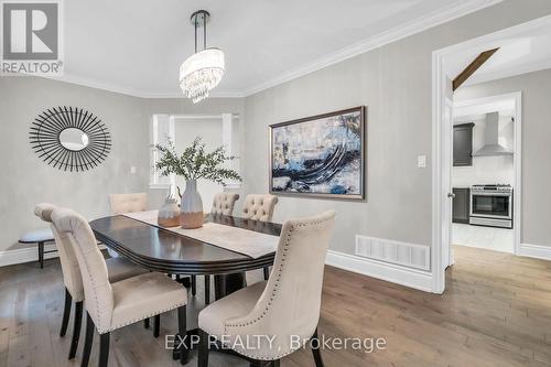 30 Bamburg Street, Georgina, ON - Indoor Photo Showing Dining Room