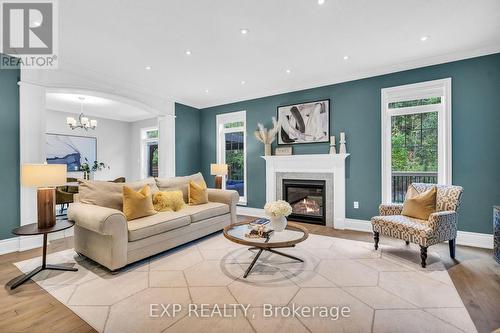 30 Bamburg Street, Georgina, ON - Indoor Photo Showing Living Room With Fireplace