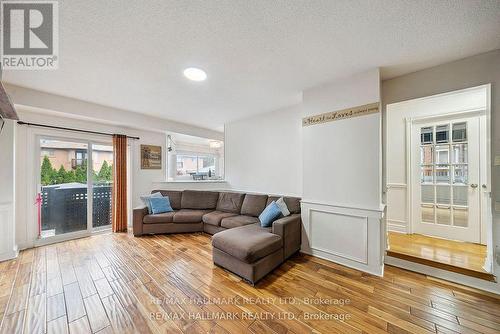 51 Rosebury Lane, Vaughan, ON - Indoor Photo Showing Living Room