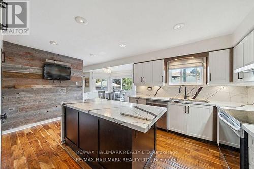 51 Rosebury Lane, Vaughan, ON - Indoor Photo Showing Kitchen