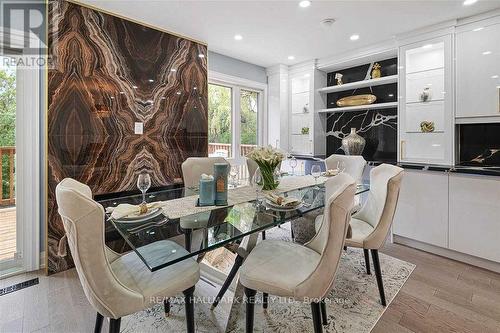 11 Michael Drive, Richmond Hill, ON - Indoor Photo Showing Dining Room