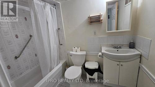 Bsmnt - 71 Grassington Crescent, Brampton, ON - Indoor Photo Showing Bathroom