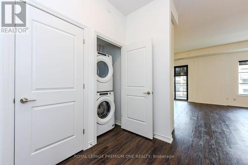 512 - 571 Prince Edward Drive N, Toronto, ON - Indoor Photo Showing Laundry Room