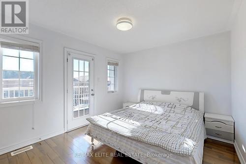 8 Lantern Court, Toronto, ON - Indoor Photo Showing Bedroom