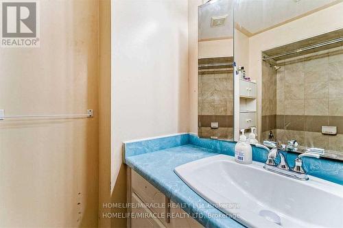 128 Mills Street N, Brampton, ON - Indoor Photo Showing Bathroom