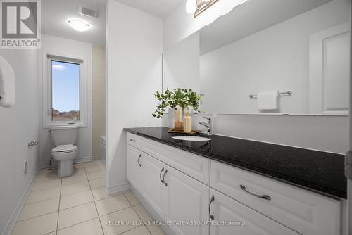 4060 Kadic Terrace, Mississauga, ON - Indoor Photo Showing Bathroom