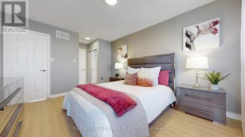 87 St Thomas Street, Whitby, ON - Indoor Photo Showing Bedroom