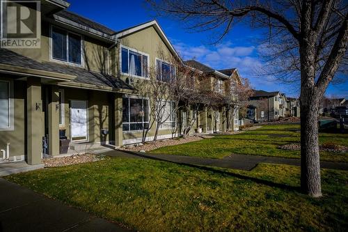 Front Exterior - 2365 Abbeyglen Way Unit# 8 Lot# 8, Kamloops, BC - Outdoor