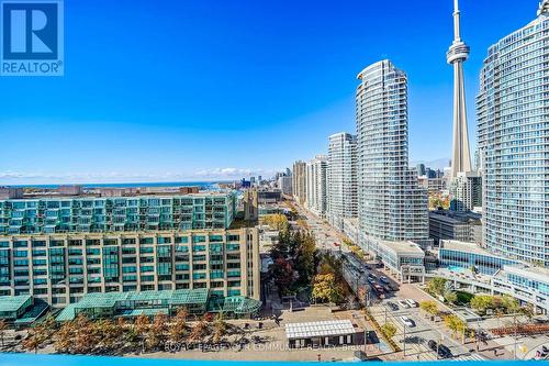 1909 - 77 Harbour Square, Toronto, ON - Outdoor