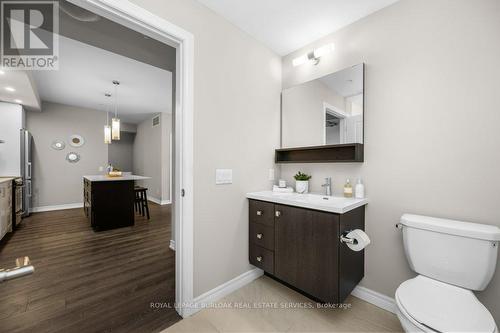 314 - 40 Esplanade Lane, Grimsby, ON - Indoor Photo Showing Bathroom