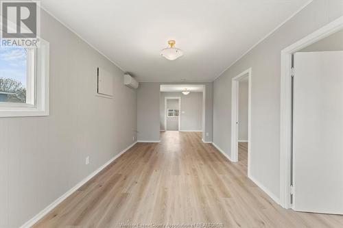 122 Texas Road, Amherstburg, ON - Indoor Photo Showing Other Room