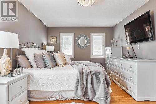 133 Vipond Road, Whitby, ON - Indoor Photo Showing Bedroom