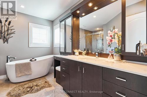 133 Vipond Road, Whitby, ON - Indoor Photo Showing Bathroom