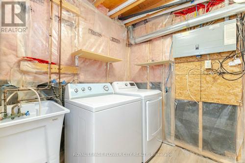 587 Langlaw Drive, Cambridge, ON - Indoor Photo Showing Laundry Room