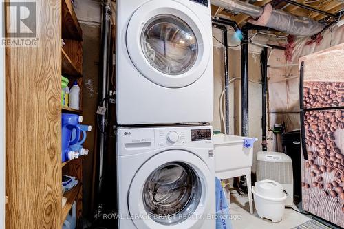 69 English Lane, Brantford, ON - Indoor Photo Showing Laundry Room