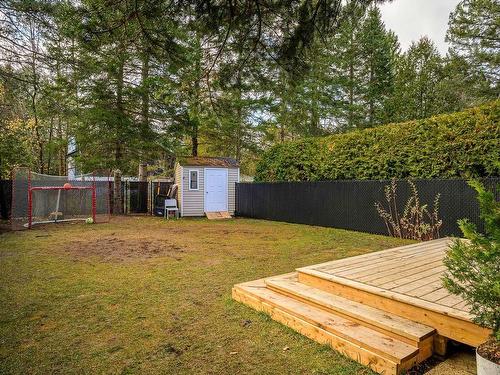 Backyard - 42 Av. Carmen, Saint-Sauveur, QC - Outdoor