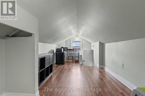 74 Knoll Street, Port Colborne (877 - Main Street), ON - Indoor Photo Showing Other Room