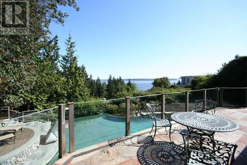 4276 Rockridge Place, West Vancouver, BC - Outdoor