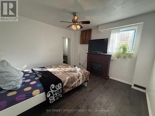 Bsmt - 34 Iangrove Terrace, Toronto, ON - Indoor Photo Showing Bedroom