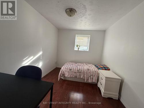 Bsmt - 34 Iangrove Terrace, Toronto, ON - Indoor Photo Showing Bedroom