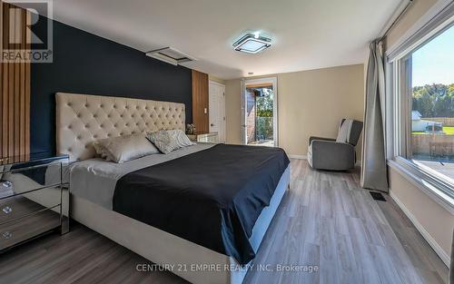 824 Trenton Frankford Road, Quinte West, ON - Indoor Photo Showing Bedroom