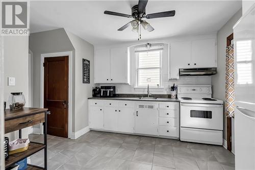 26 Timothy Avenue, Cornwall, ON - Indoor Photo Showing Kitchen