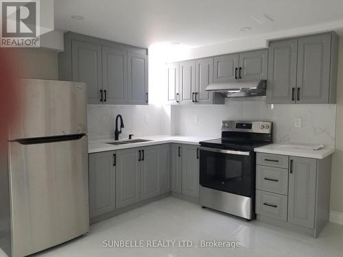 Bsmt - 12 Polstar Road, Brampton, ON - Indoor Photo Showing Kitchen