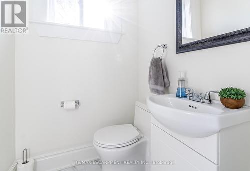 237 Main Street E, Norwich, ON - Indoor Photo Showing Bathroom