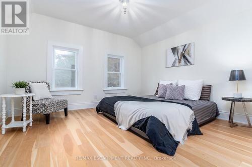 237 Main Street E, Norwich, ON - Indoor Photo Showing Bedroom