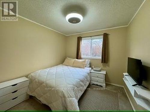 5576 Fawn Bay Road, Ramara, ON - Indoor Photo Showing Bedroom