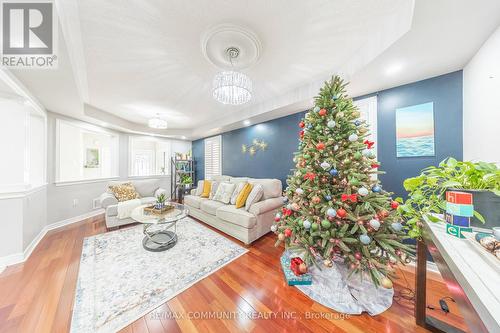 11 Searell Avenue, Ajax, ON - Indoor Photo Showing Living Room