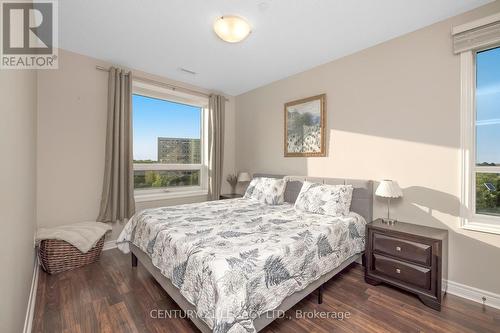 424 - 383 Main Street E, Milton, ON - Indoor Photo Showing Bedroom