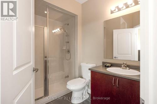 424 - 383 Main Street E, Milton, ON - Indoor Photo Showing Bathroom