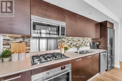 3009 - 375 King Street W, Toronto, ON - Indoor Photo Showing Kitchen With Double Sink With Upgraded Kitchen