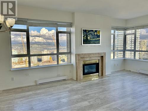 2201 6521 Bonsor Street, Burnaby, BC - Indoor Photo Showing Living Room With Fireplace