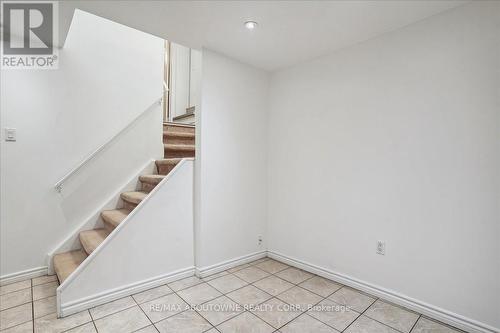 5021 Bunton Crescent, Burlington, ON - Indoor Photo Showing Other Room