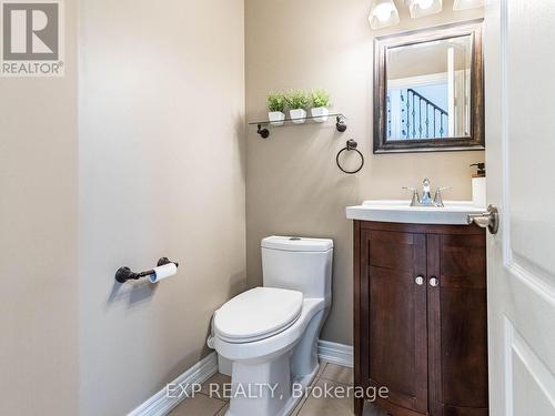 1051 Mcclenahan Crescent, Milton, ON - Indoor Photo Showing Bathroom