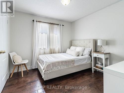 1051 Mcclenahan Crescent, Milton, ON - Indoor Photo Showing Bedroom