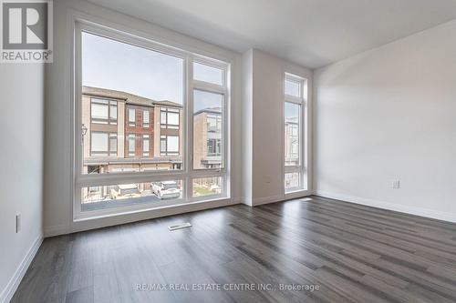 33 - 270 Melvin Avenue, Hamilton, ON - Indoor Photo Showing Other Room