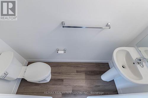 33 - 270 Melvin Avenue, Hamilton, ON - Indoor Photo Showing Bathroom