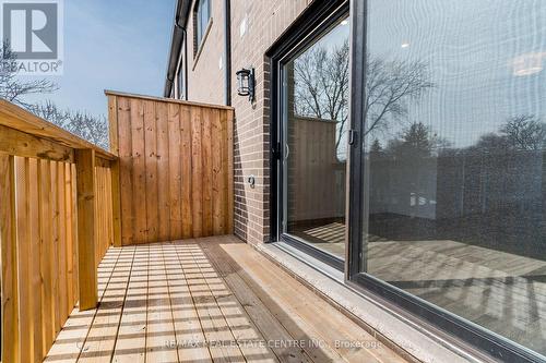 33 - 270 Melvin Avenue, Hamilton, ON - Outdoor