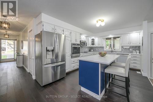 363 Kenmore Place, London, ON - Indoor