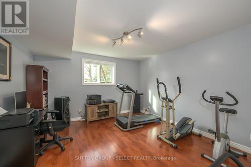 363 Kenmore Place, London, ON - Indoor Photo Showing Gym Room