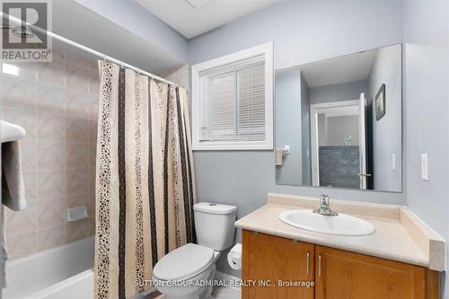 Main - 50 Maple Crown Terrace, Barrie, ON - Indoor Photo Showing Bathroom