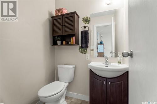 15A & 15B Erixon Place, Clavet, SK - Indoor Photo Showing Bathroom