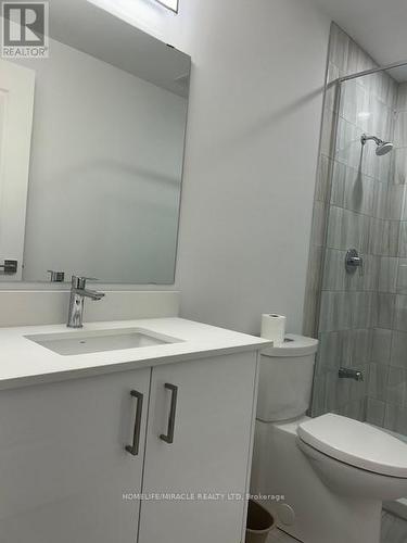 103 - 7549A Kalar Road, Niagara Falls, ON - Indoor Photo Showing Bathroom