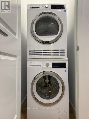 103 - 7549A Kalar Road, Niagara Falls, ON - Indoor Photo Showing Laundry Room